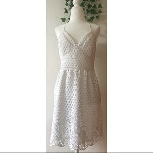 White Abercrombie & Fitch pattern dress in Medium